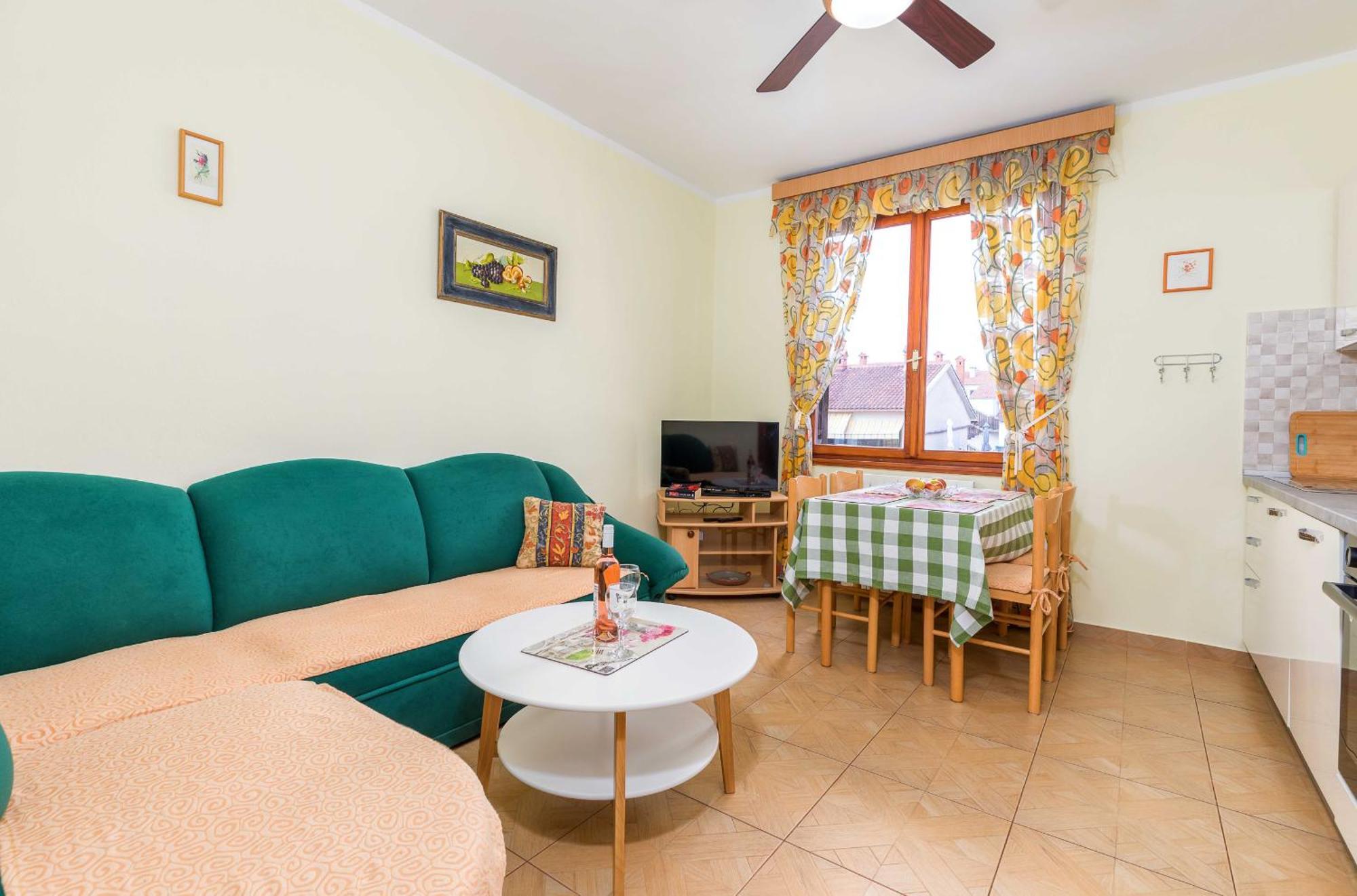 Villa Nada In Fazana - Near The Beach Bagian luar foto