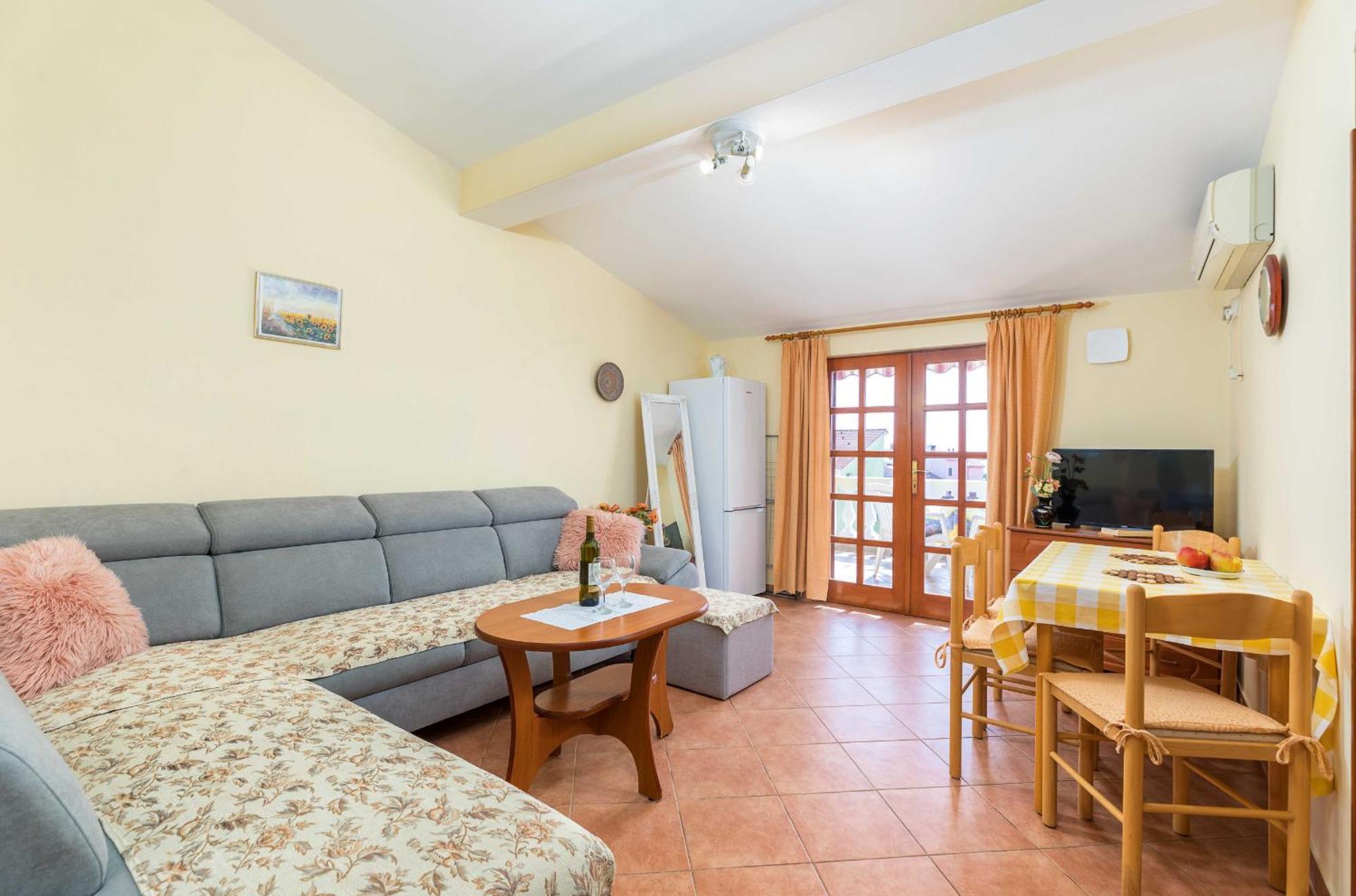 Villa Nada In Fazana - Near The Beach Bagian luar foto