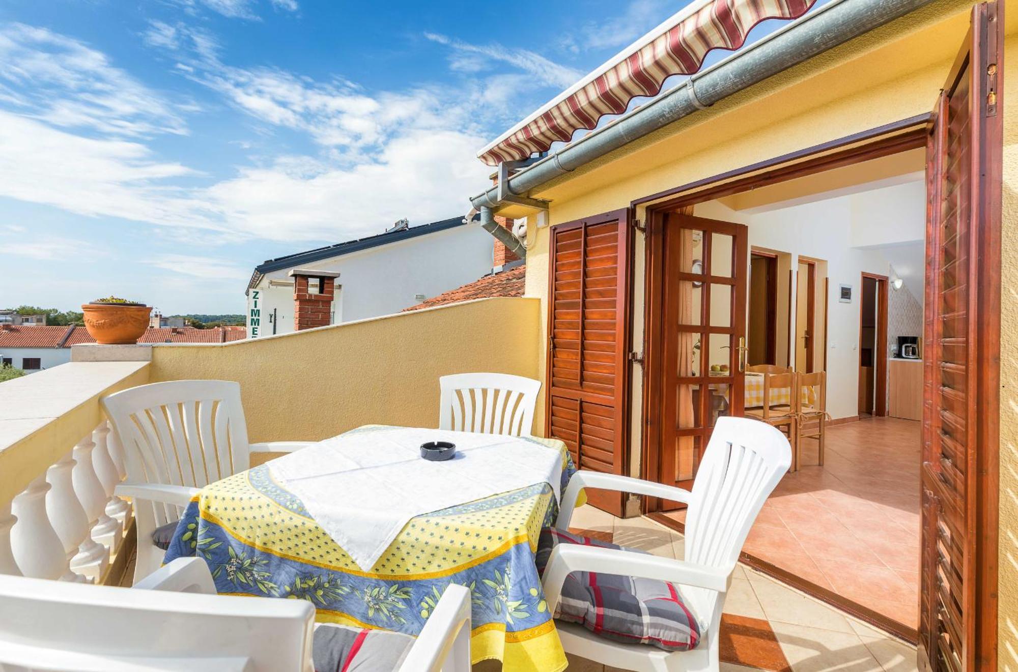 Villa Nada In Fazana - Near The Beach Bagian luar foto