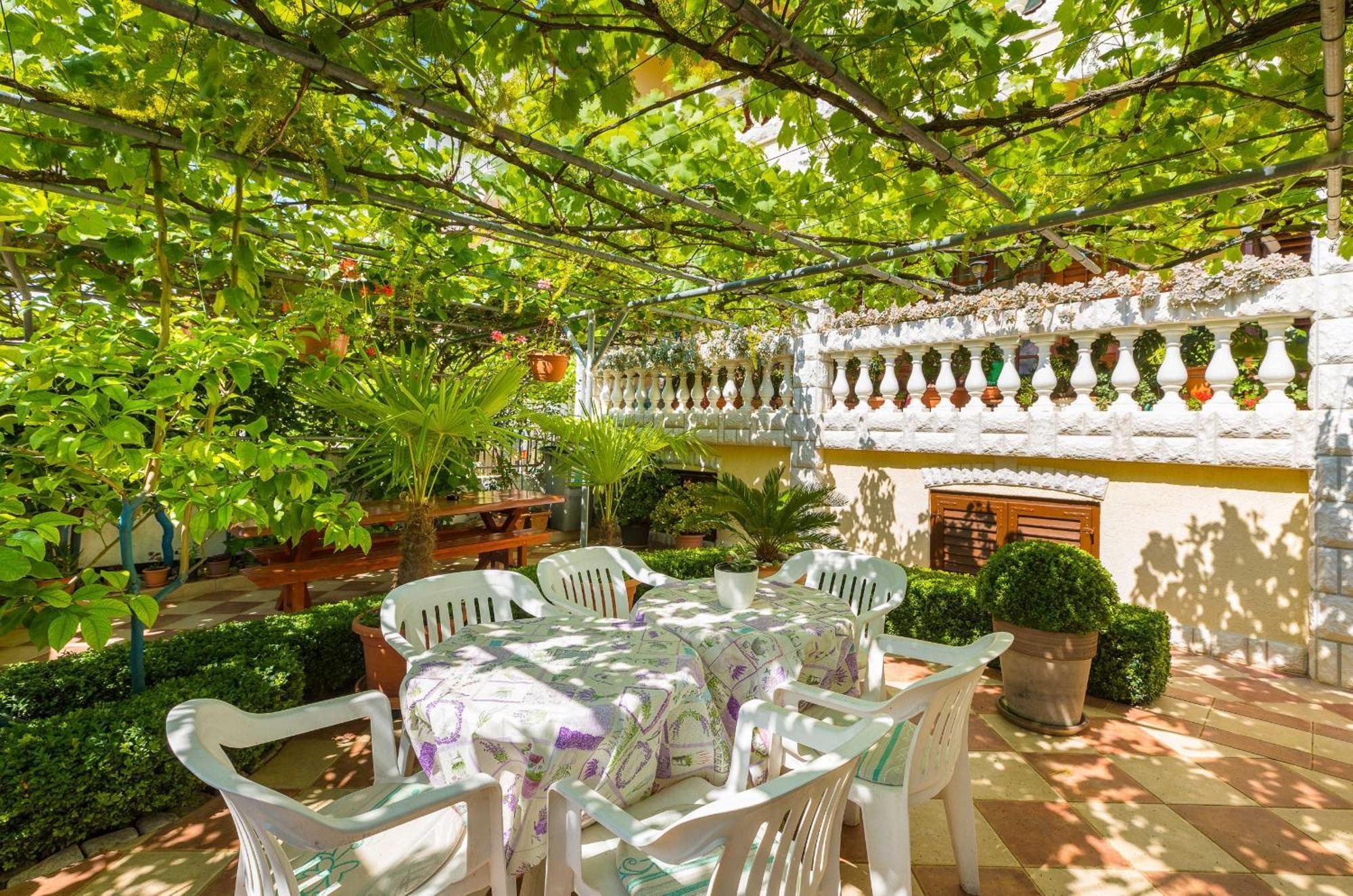 Villa Nada In Fazana - Near The Beach Bagian luar foto