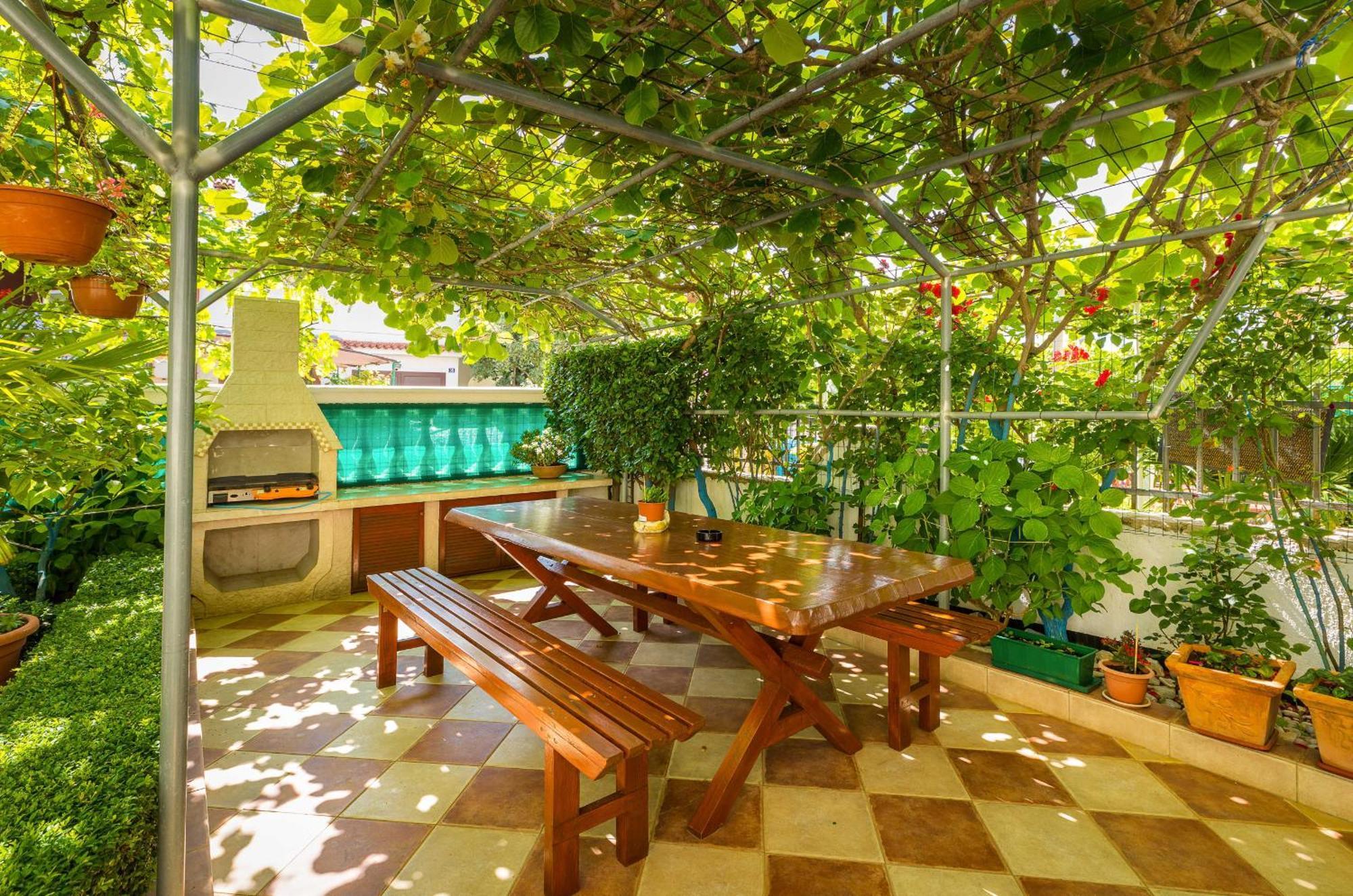Villa Nada In Fazana - Near The Beach Bagian luar foto
